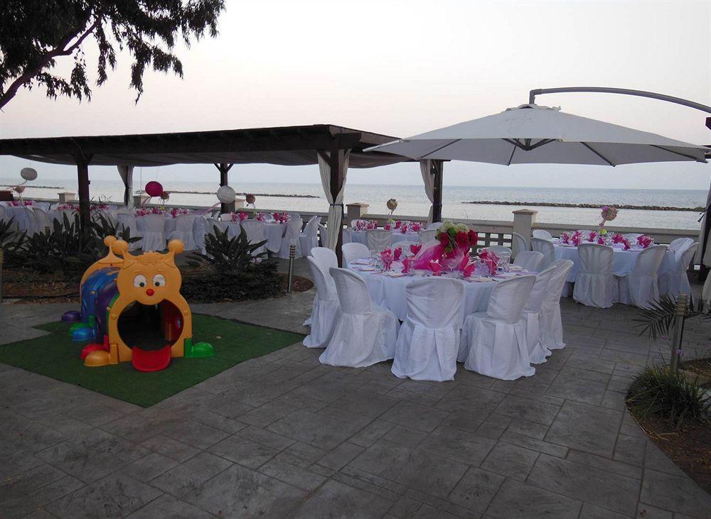 Aquarius Beach Hotel Limassol Exterior photo