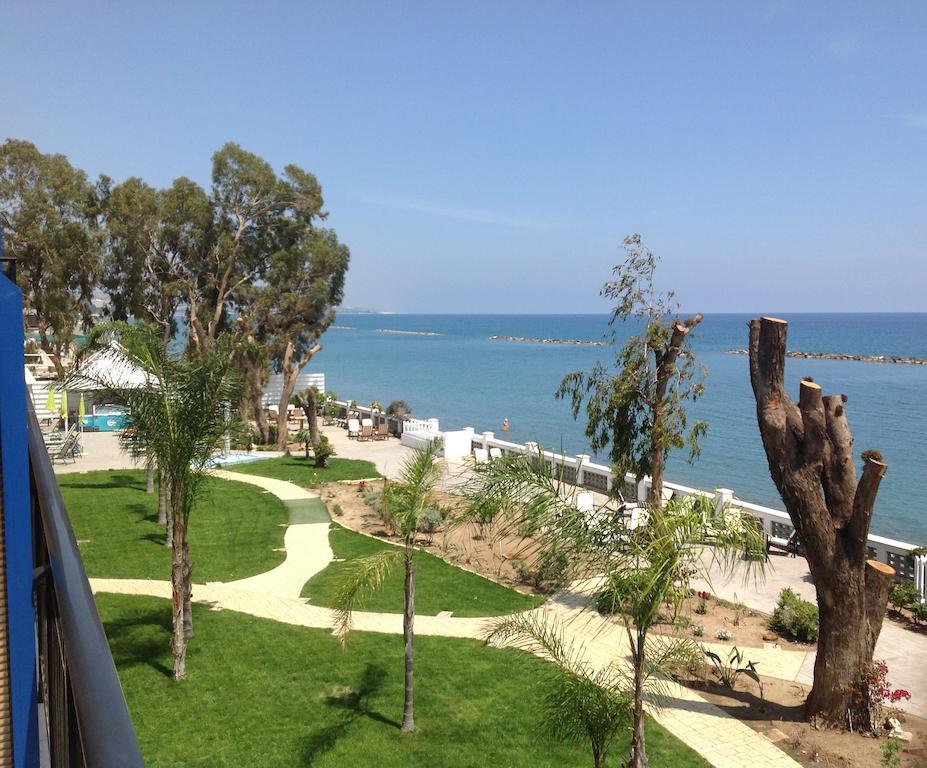 Aquarius Beach Hotel Limassol Exterior photo