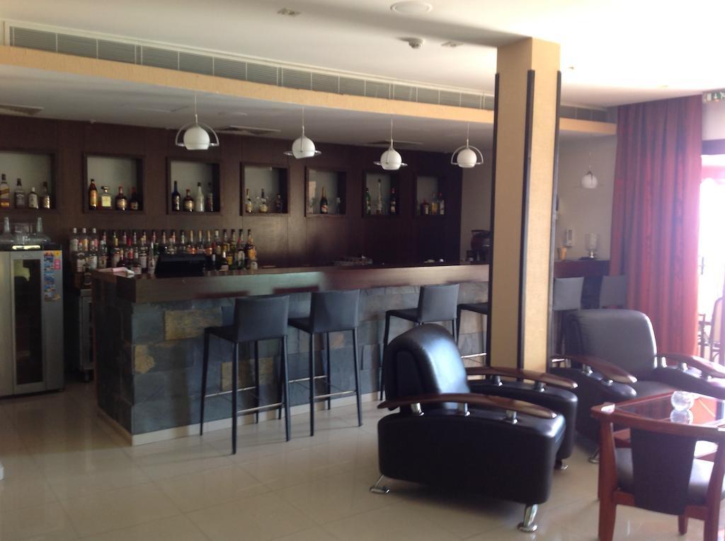 Aquarius Beach Hotel Limassol Exterior photo